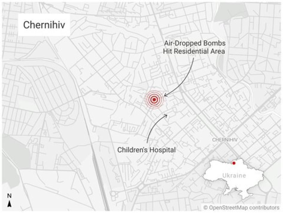 Carte simplifiée de Tchernihiv, dans le nord de l’Ukraine, montrant l’emplacement du quartier résidentiel frappé par des bombes russes le 3 mars 2022. 