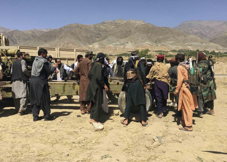 که نیروهای امنیتی طالبان در پنجشیر در شمال افغانستان به طور غیرقانونی ساکنان متهم به ارتباط با یک گروه مسلح مخالف را بازداشت و شکنجه کرده است. 