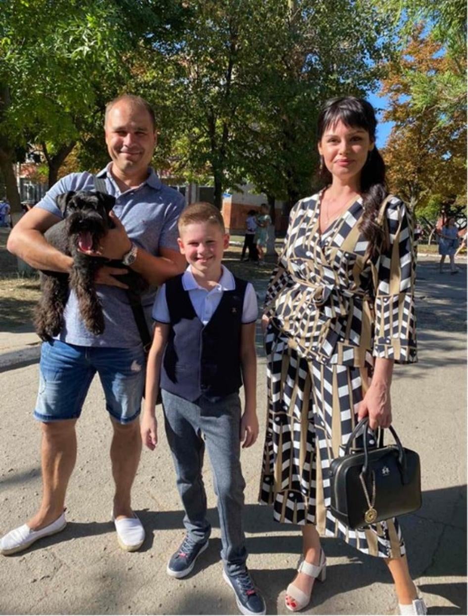 Denis Mironov avec sa famille à Kherson, en Ukraine, en 2021.