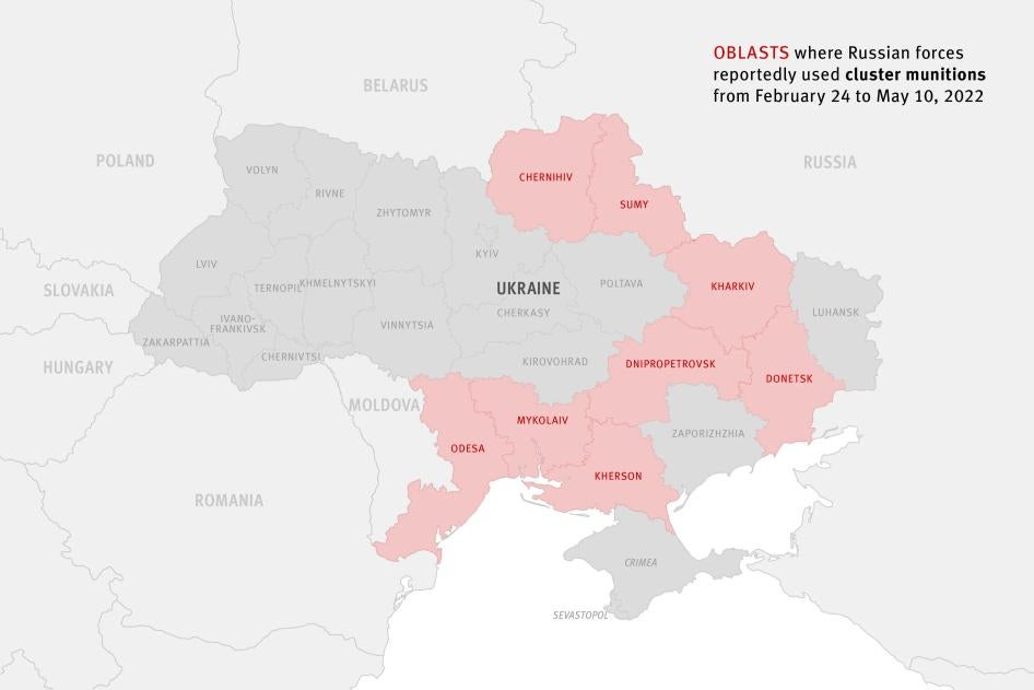 Carte de l’Ukraine montrant les régions (« oblast ») en rouge, dans lesquelles les forces russes auraient utilisé des armes à sous-munitions entre le 24 février et le 10 mai 2022.