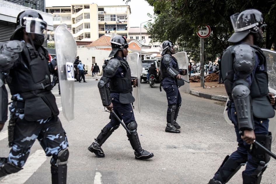 Angolan riot police take position after protests over wages in Luanda.