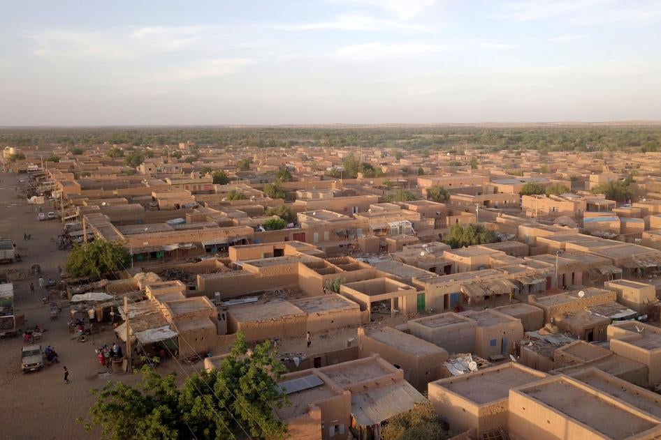 Une vue aérienne de la ville de Ménaka, au Mali, le 22 novembre 2020. 