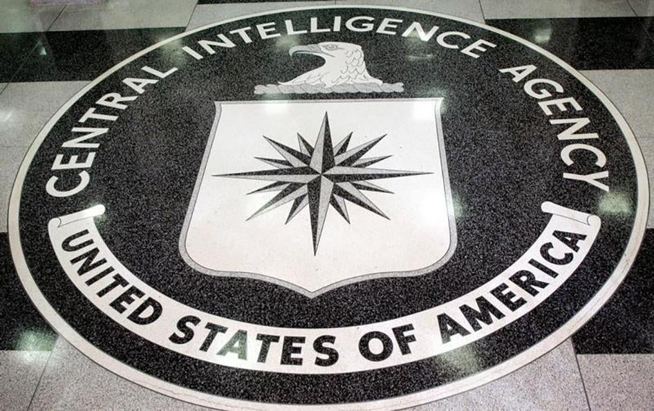 美国中央情报局的局徽，悬挂在维吉尼亚州兰利市中情局总部大厅，2005年3月3日。