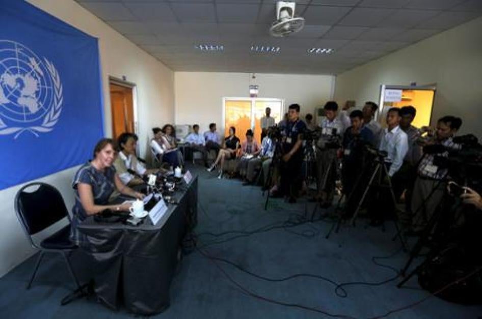 A news conference is held at the Cambodia Office of the UN High Commissioner for Human Rights in Phnom Penh on March 31, 2016. 