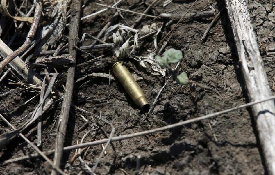 Un día después del tiroteo, un casquillo de bala es encontrado en el rancho donde ocurrieron los hechos, en Tanhuato, Estado de Michoacán, el 23 de mayo de 2015.