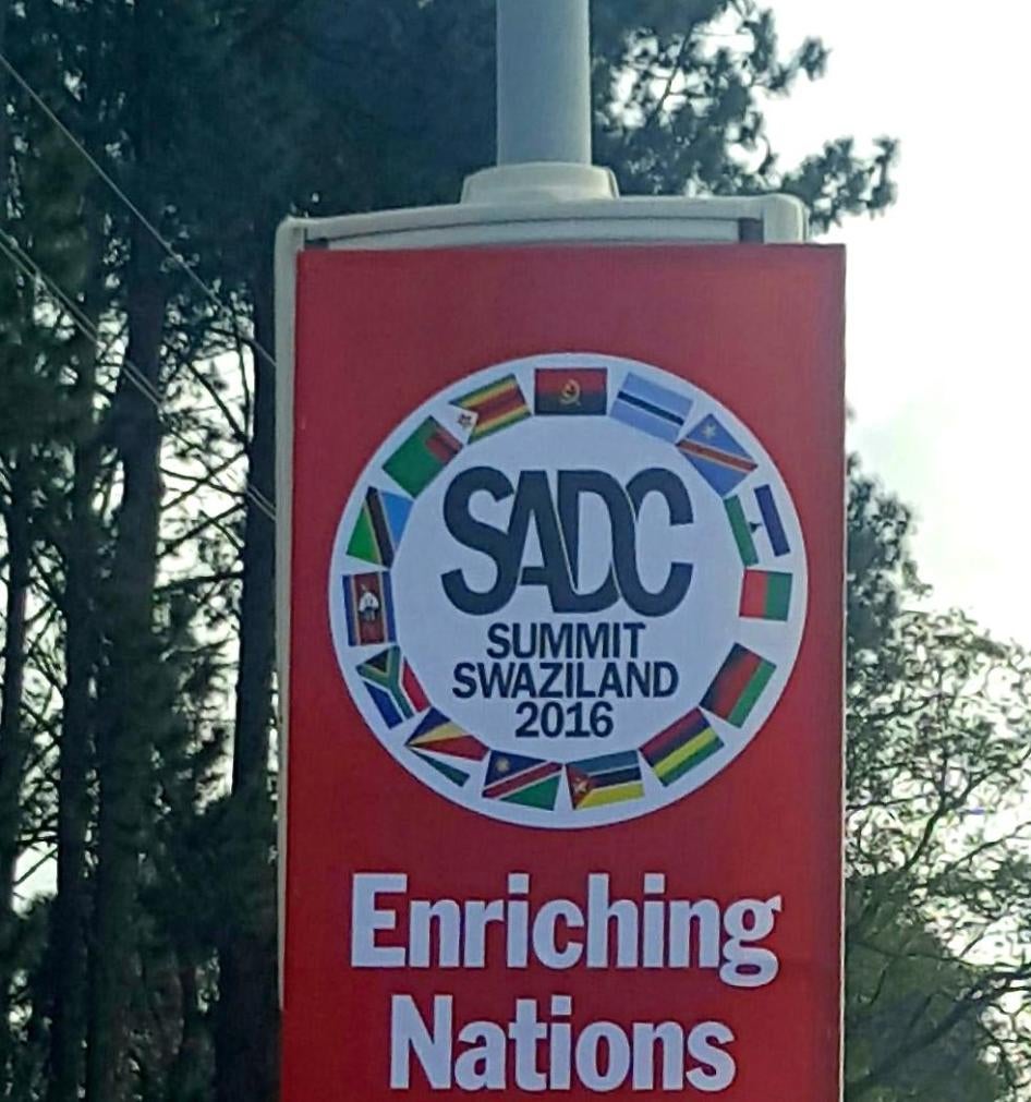 Affiche annonçant la tenue du sommet de la Communauté du développement de l’Afrique australe (SADC) à Mbabane, au Swaziland, en août 2016.