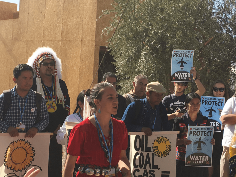 Manifestation en faveur des droits des communautés autochtones lors de la conférence COP22 sur le changement climatique à Marrakech, en novembre 2016.