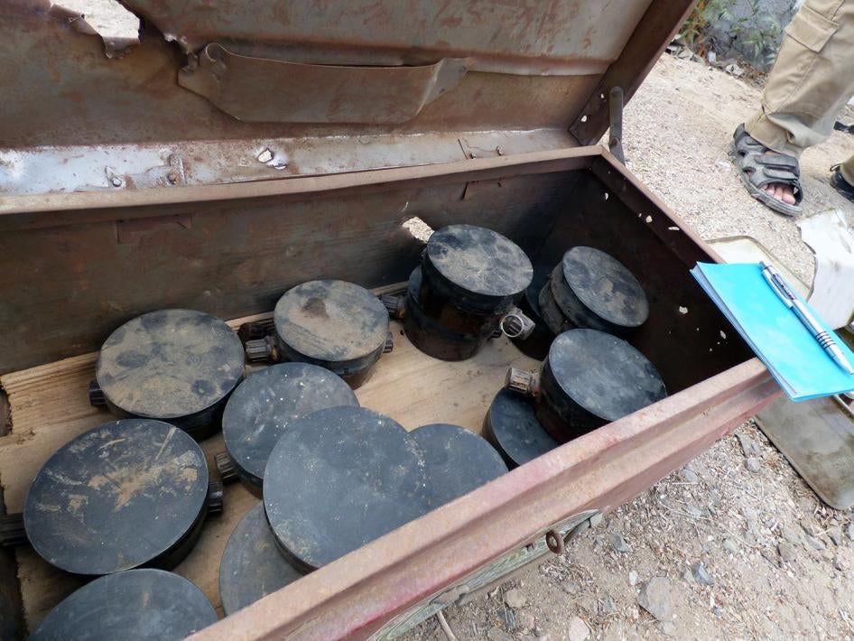 GYATA-64 antipersonnel mines cleared by YEMAC from Aden city and its suburbs since Houthi-Saleh forces withdrew from the city in July 2015, March 16, 2017. 