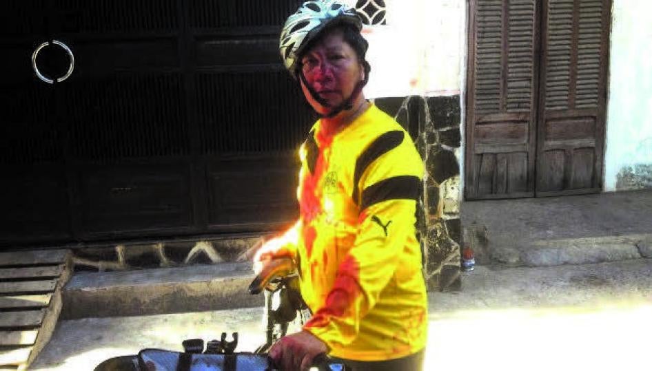 Dinh Quang Tuyen after being assaulted in Ho Chi Minh City on May 19, 2015. 