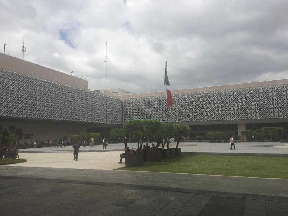 México: Comisión del Parlamento debería consultar con la comunidad de discapacidad y revisar el proyecto de ley