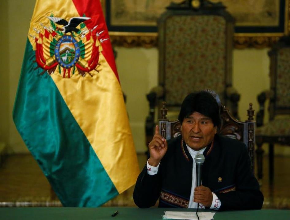 Bolivia's President Evo Morales speaks during a news conference at the Presidential Palace in La Paz, Bolivia, May 9, 2017. 