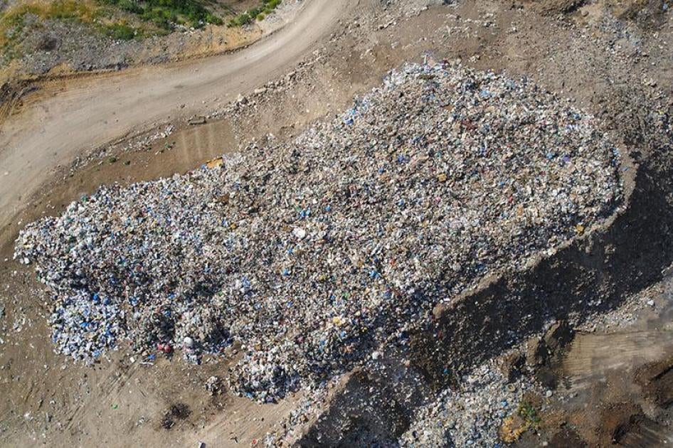 201801asia_indonesia_droneIND foto drone penampungan sampah di Bar Elias, Lebanon, di mana pembakaran limbah membahayakan kesehatan warga sekitar. 