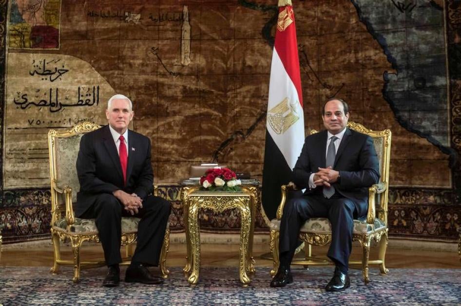 الرئيس المصري عبد الفتاح السيسي يجتمع مع نائب الرئيس الأمريكي مايك بينس في القصر الرئاسي بالقاهرة بمصر 20 يناير/كانون الثاني 2018. © 2018 رويترز