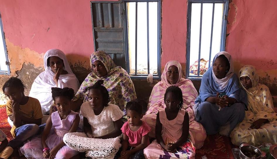 Relatives of detained activist Abdallahi Yali gather at their home in Nouakchott, Mauritania, September 2018. © 2018 Eric Goldstein/Human Rights Watch
