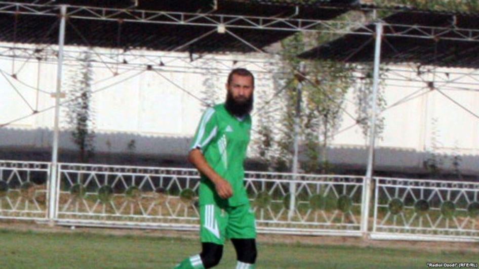 Parviz Tursunov, a former defender with Tajikistan’s Khayr soccer team, was dismissed from team when he refused to shave his beard, a manifestation of his religious beliefs.