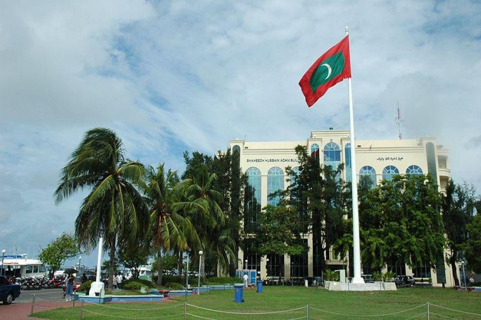 201901asia_maldives_jumhooreemaidan_flag