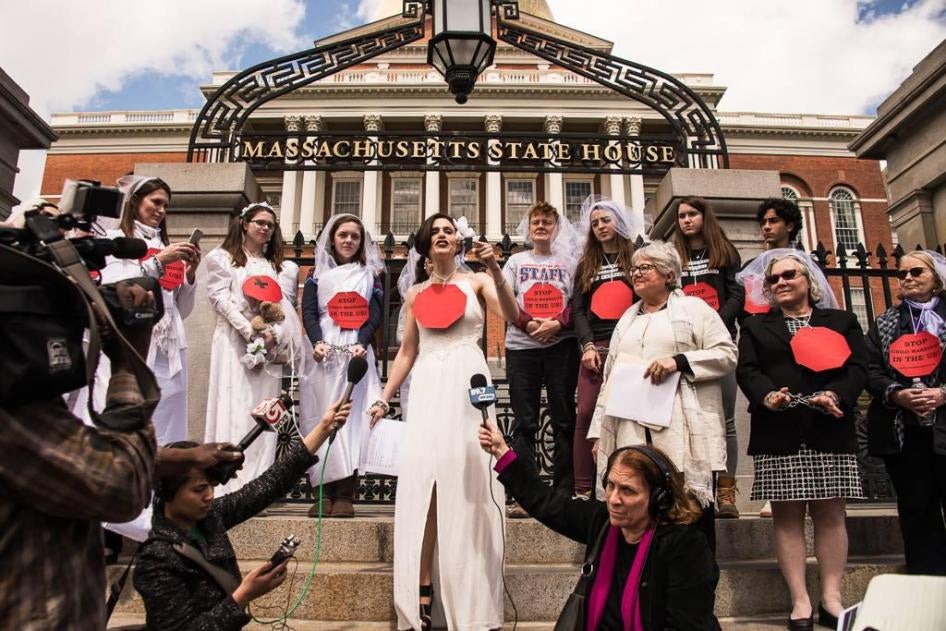 201901us_childmarriage_womensrights_boston
