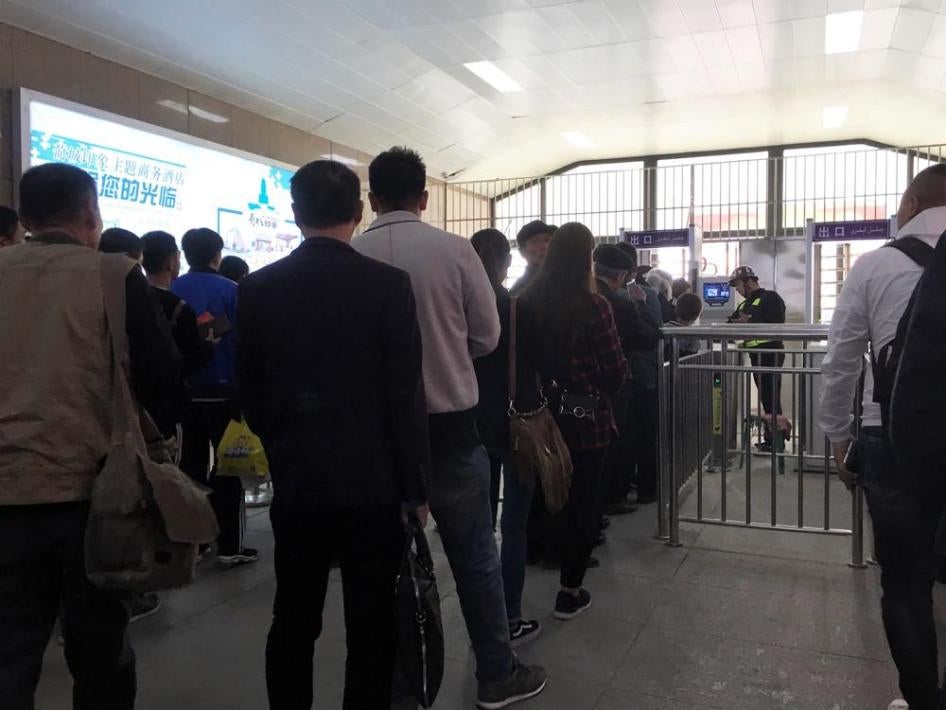 A checkpoint in Turpan, Xinjiang. Some of Xinjiang’s checkpoints are equipped with special machines that, in addition to recognizing people through their ID cards or facial recognition, are also vacuuming up people’s identifying information from their 