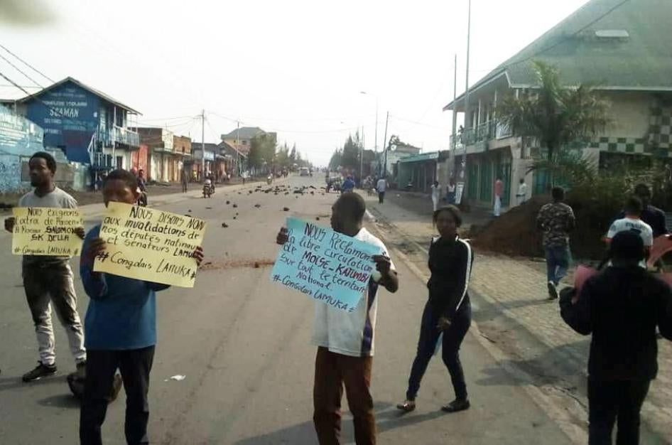 Des partisans de la coalition d’opposition Lamuka manifestent à Goma, en République démocratique du Congo, le 30 juin 2019.