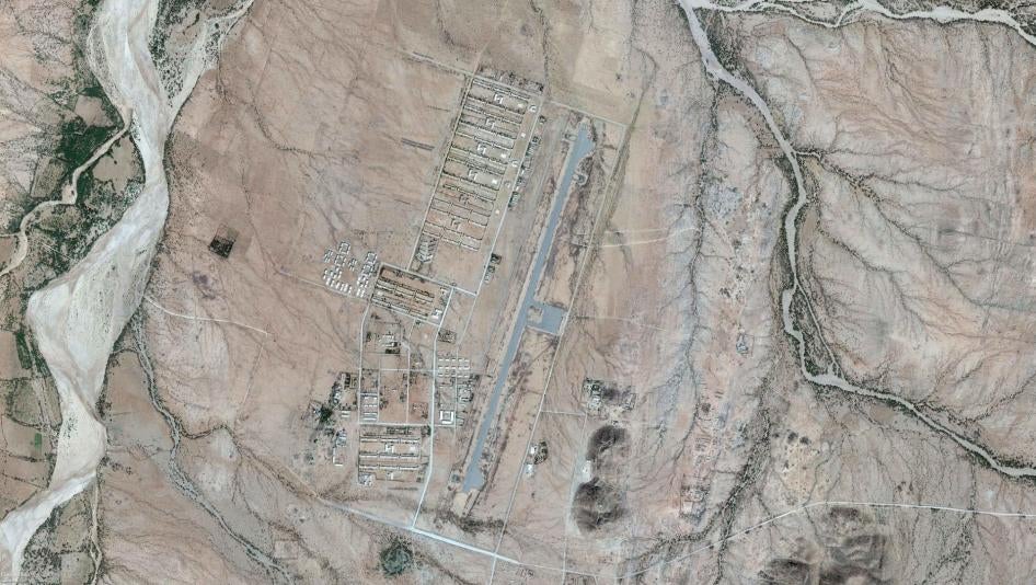 Image satellite enregistrée en janvier 2015, montrant le camp militaire de Sawa, dans le nord-ouest de l’Erythrée. Parmi les bâtiments figure l'école secondaire Warsai Yikealo.