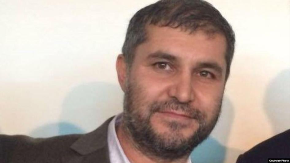 Независимый журналист и оппозиционный политический активист Фарход Одинаев 25 сентября был задержан белорусскими пограничниками по запросу о выдаче со стороны властей Таджикистана. Задержание произошло на границе с Литвой, через которую Одинаев следовал в