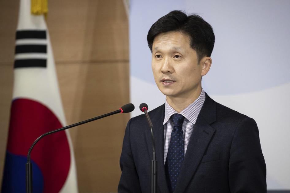 South Korean Unification Ministry spokesman Lee Sang-min briefs the media at a government complex in downtown Seoul, South Korea, Thursday, Nov. 7, 2019. South Korea says it has deported 2 North Koreans after finding they had killed 16 fellow fishermen on
