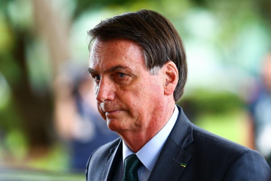 O presidente Jair Bolsonaro chega ao Ministério da Defesa, janeiro de 2020.