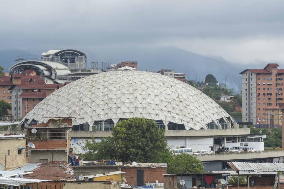 El Helicoide es un edificio en Caracas, Venezuela que funciona como una de las sedes del Servicio Bolivariano de Inteligencia Nacional (SEBIN).