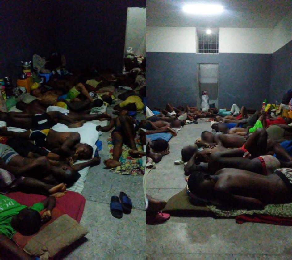 « Les prisonniers dorment entrelacés comme des sardines dans une boîte de conserve » dans presque tous les pavillons, a déclaré un prisonnier de la prison centrale de Kinshasa à Human Rights Watch. Photos prises en mars 2020.