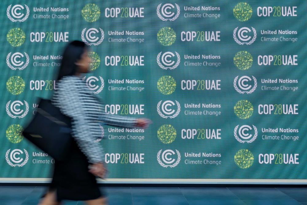 La 28ème Conférence annuelle des Nations Unies sur les changements climatiques (COP28) réunira les États parties à la Convention-cadre des Nations Unies sur les changements climatiques (CCNUCC). La conférence COP28 se tiendra aux Émirats arabes unis, du 30 novembre au 12 décembre 2023.