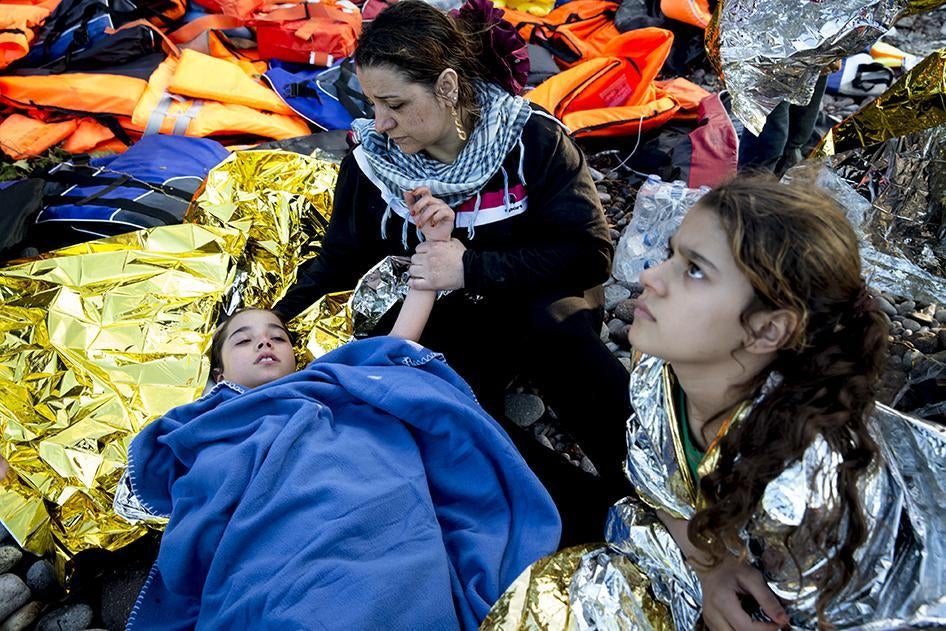 2015-eca-eu-refugees-save-7a