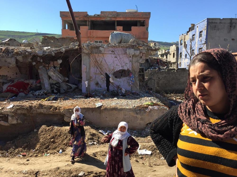 Security operations and armed clashes in Cizre from December 2015 to February 2016 damaged homes in the affected neighborhoods. The authorities began demolition immediately afterwards. 