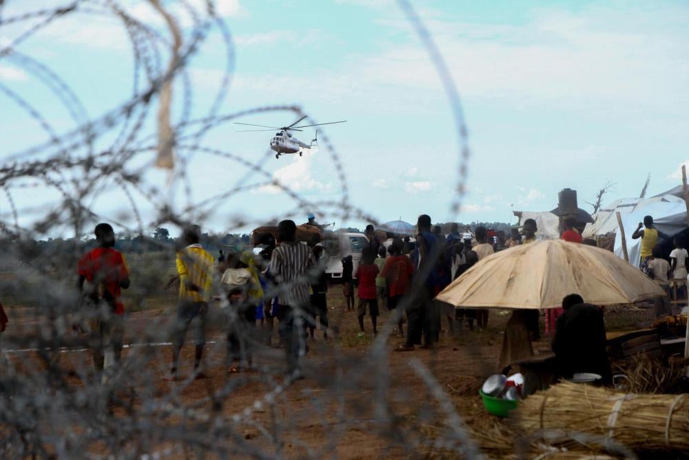 Le nouveau camp de déplacés à Kaga-Bandoro, autour de la base de la MINUSCA et de l’aérodrome, où près de 15 000 personnes ont trouvé refuge après l’attaque de la Séléka le 12 octobre 2016. 