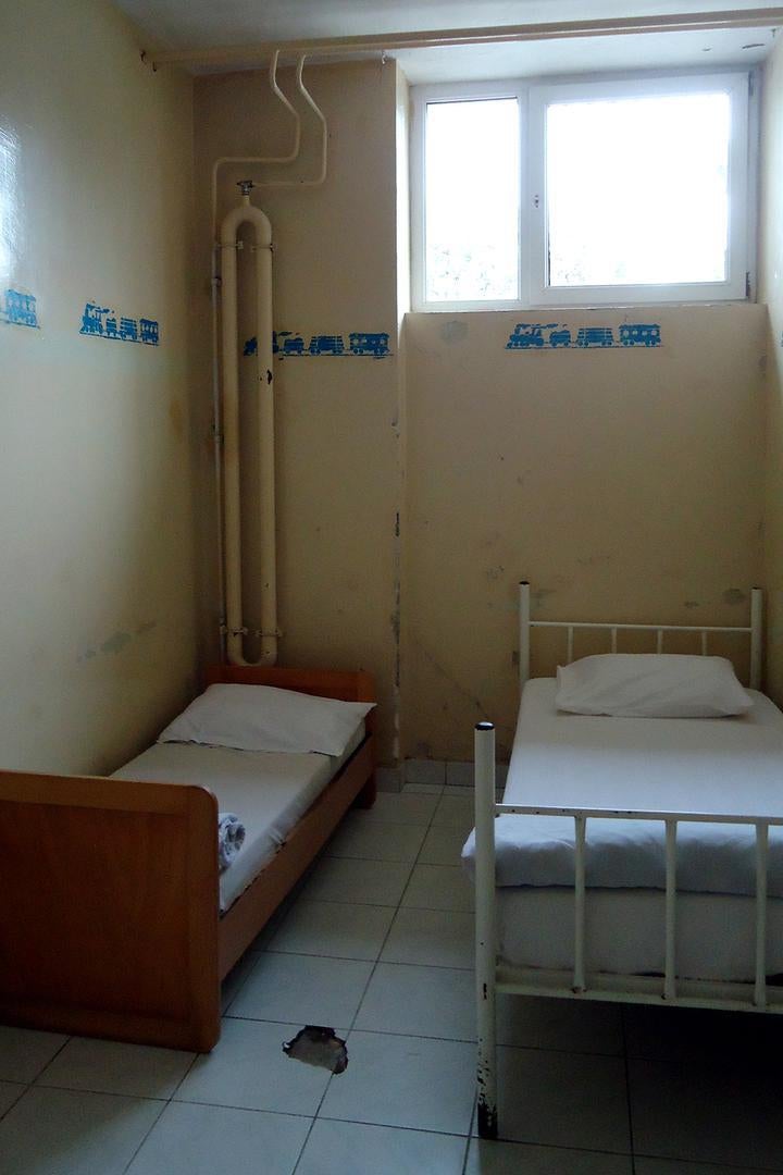 One of the isolation rooms in the Veternik institution. Isolation rooms are used to separate children and adults from other residents in cases of contagious diseases or until they “adapt” to the institution. © 2015 Emina Ćerimović for Human Rights Watch
