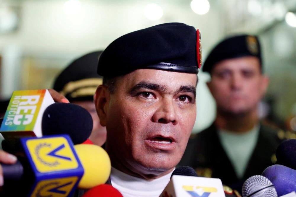 General en Jefe Vladimir Padrino López, ministro del Poder Popular para la Defensa y Comandante Estratégico Operacional de las Fuerzas Armadas. La Guardia Nacional Bolivariana, que está implicada en abusos contra manifestantes y transeúntes, y los tribuna