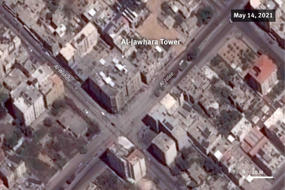 Before and after satellite imagery illustrate the attack on al-Jawhara tower on May 12, 2021. Debris is visible along both al-Wadha and al-Jalaa streets as a result of the damaged caused to by the attack.