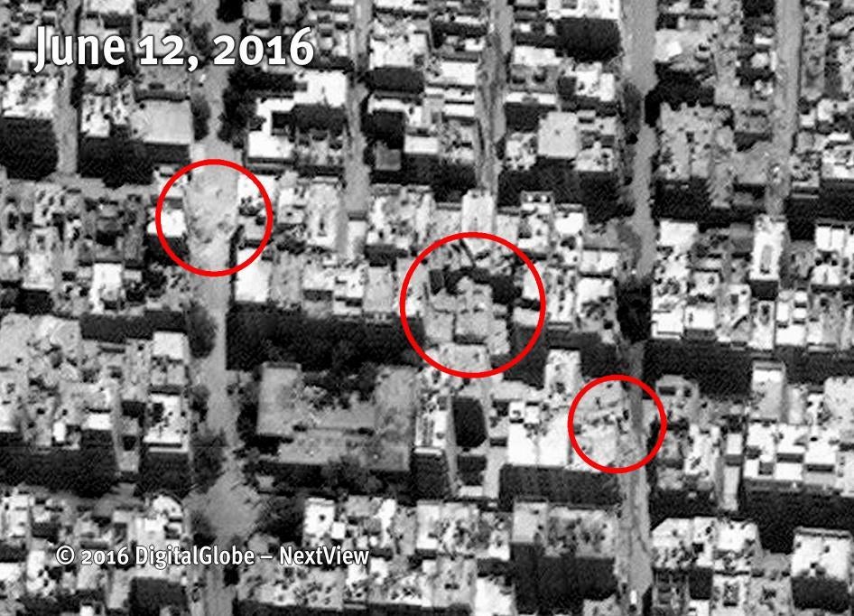 Satellite image reveals extensive building destruction in Al-Qatirji neighborhood, Aleppo, after multiple air strikes on June 5, 2016. Distinct impact locations indicated with red circles. 