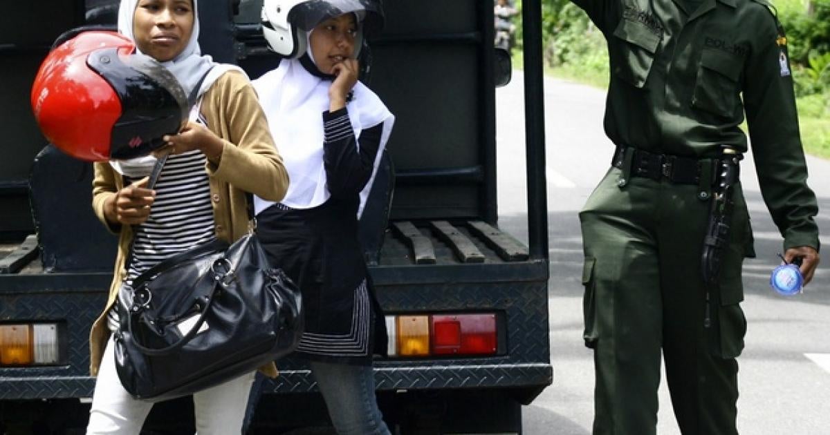 Indonesia ‘suspected Lesbians Detained Human Rights Watch