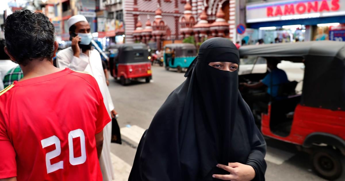 Sri Lanka Raping Hd Sex Vedio - Sri Lanka Face Covering Ban Latest Blow for Muslim Women | Human Rights  Watch