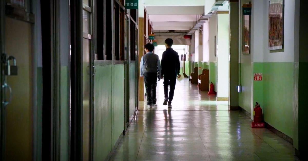 내가 문제라고 생각했어요”: 성소수자 학생의 권리를 도외시하는 한국의 학교들 | Hrw