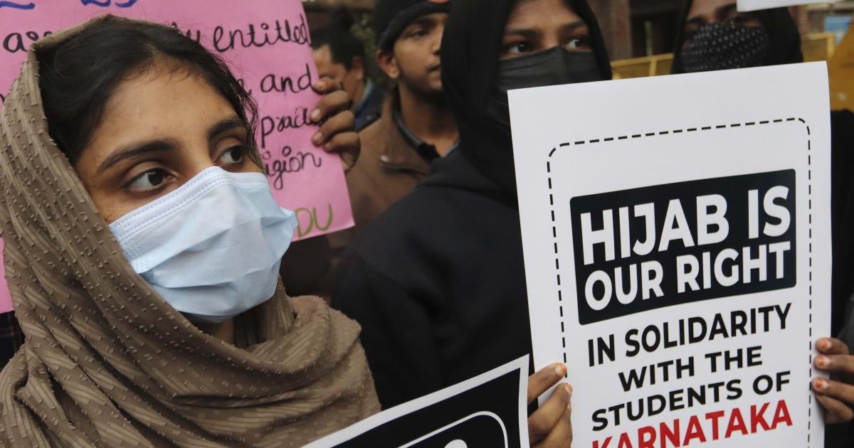 Chhoti Bachachi Ka Sex Rajwap - Hijab Ban in India Sparks Outrage, Protests | Human Rights Watch