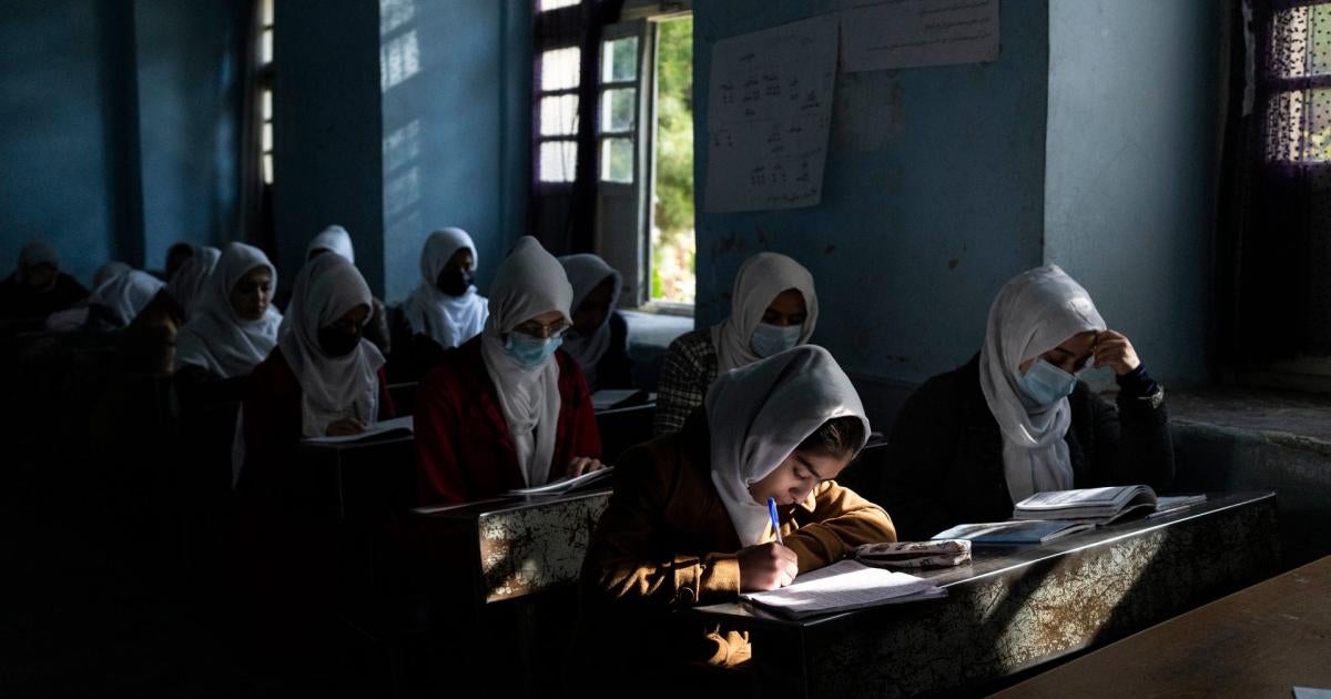 Afghan Girls Grieve After School Ban Reinstated | Human Rights Watch