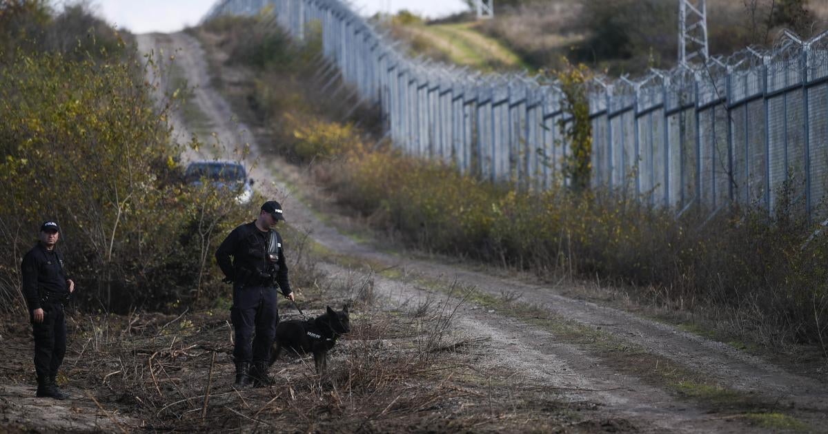 Migrants Brutally Pushed Back at Turkish Border
