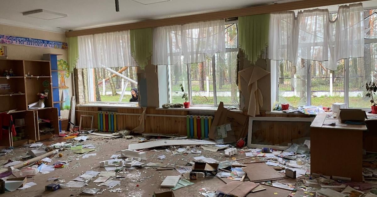 Ukraine: Russian Strikes Killed Scores of Civilians in Chernihiv