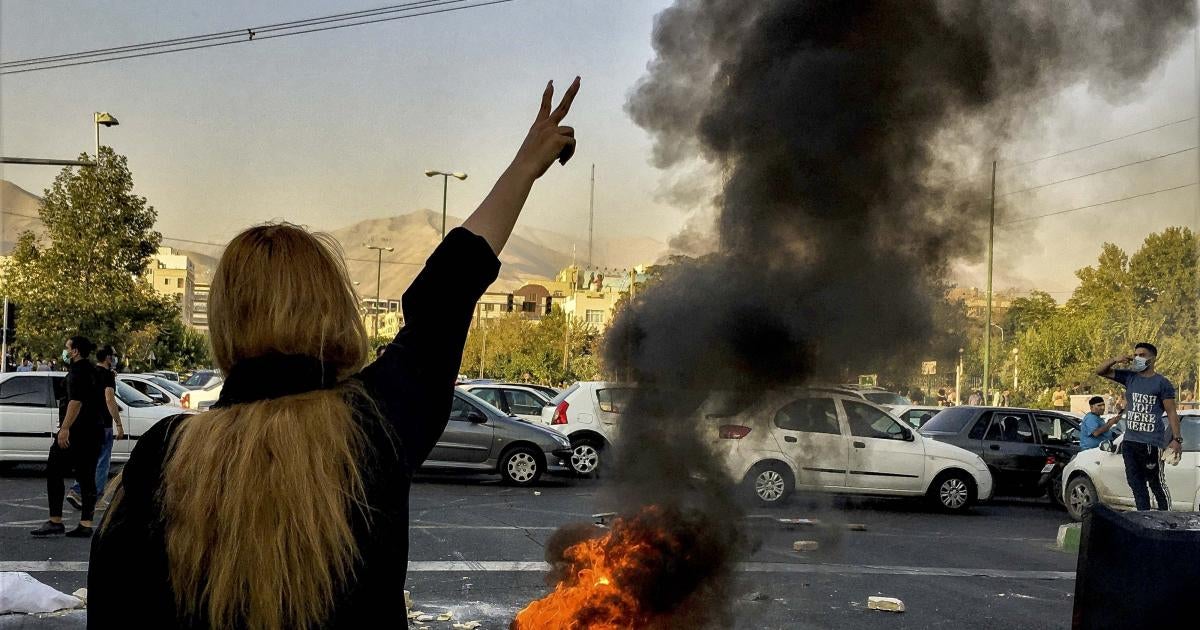 Irán: duras medidas contra la disidencia en vísperas del aniversario de las protestas