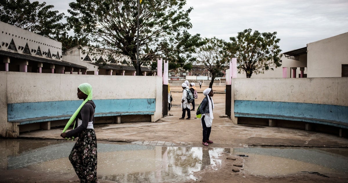 Moçambique: Alunas grávidas e mães adolescentes abandonam a escola