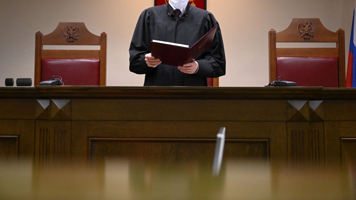 Russia: First Convictions Under LGBT 'Extremist' Ruling - Vimarsana News