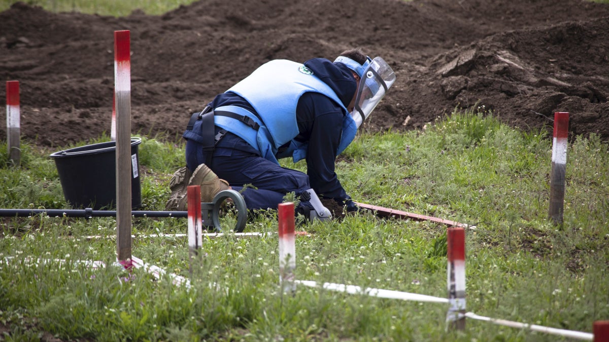 Ukraine ‘Suspends’ Vital Mine Ban Treaty