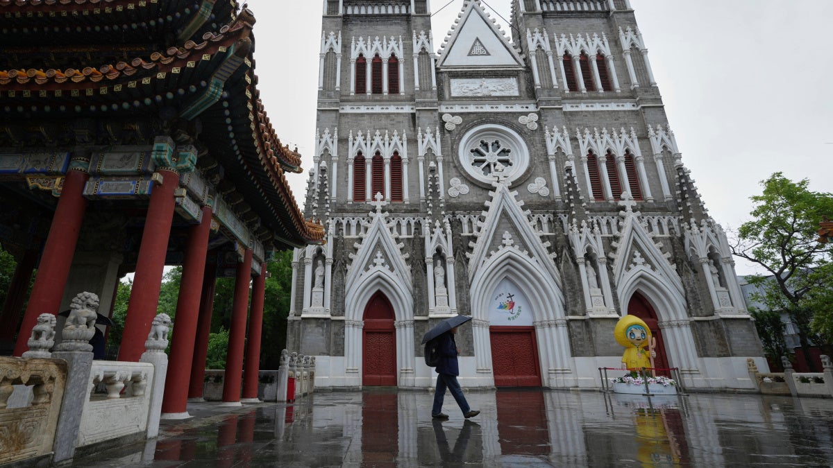 China: Pressure on Catholics Escalates
