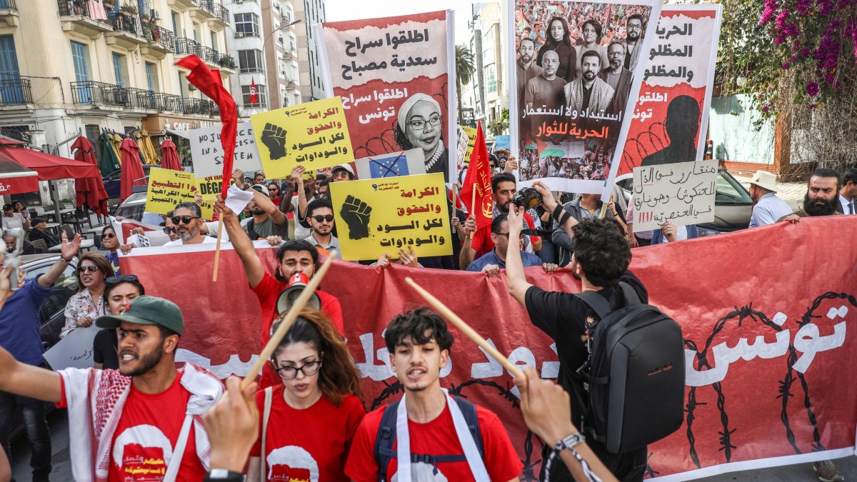 Tunisia: Civil Society Under Siege